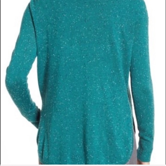 Caslon High-Low V-neck Sweater - Picture 3 of 7